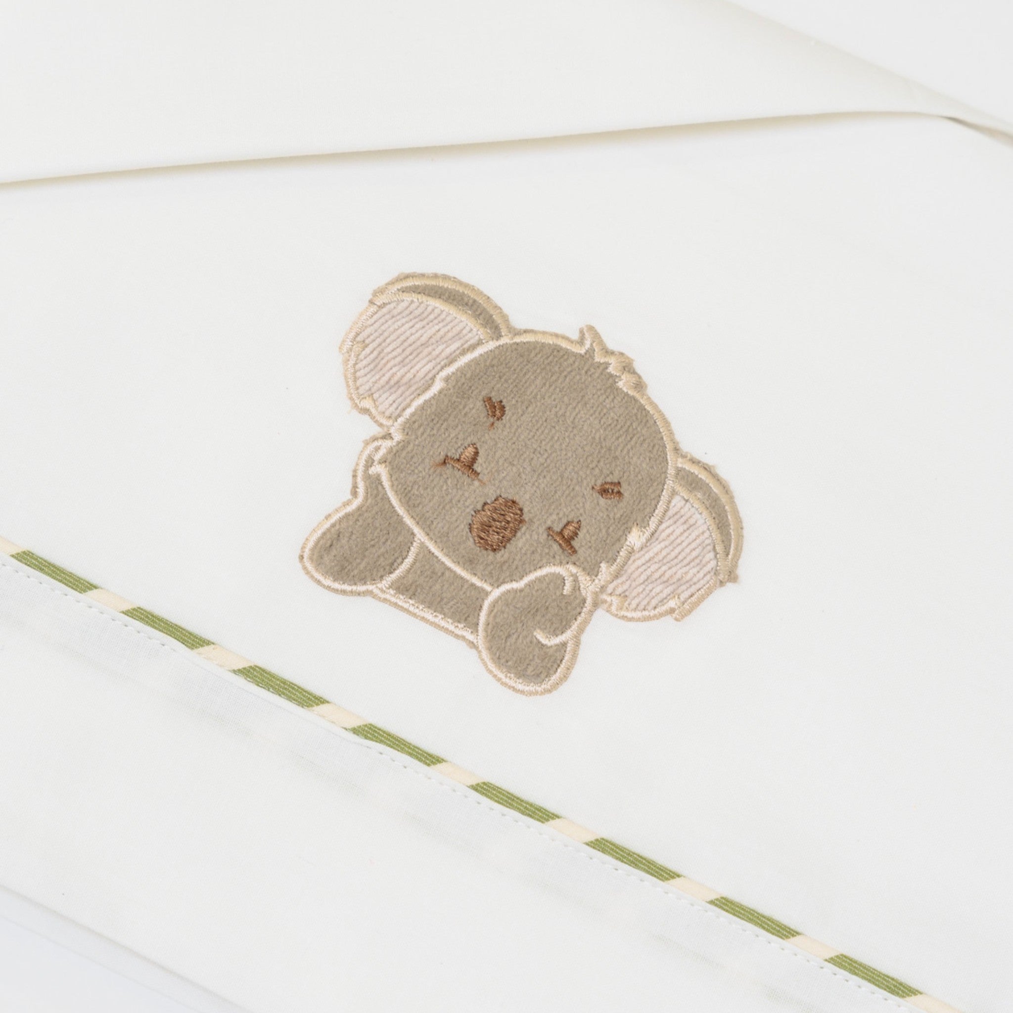 White Cotton Baby Fitted Sheet by SARTORIA DEI PICCOLI (code LL1113)