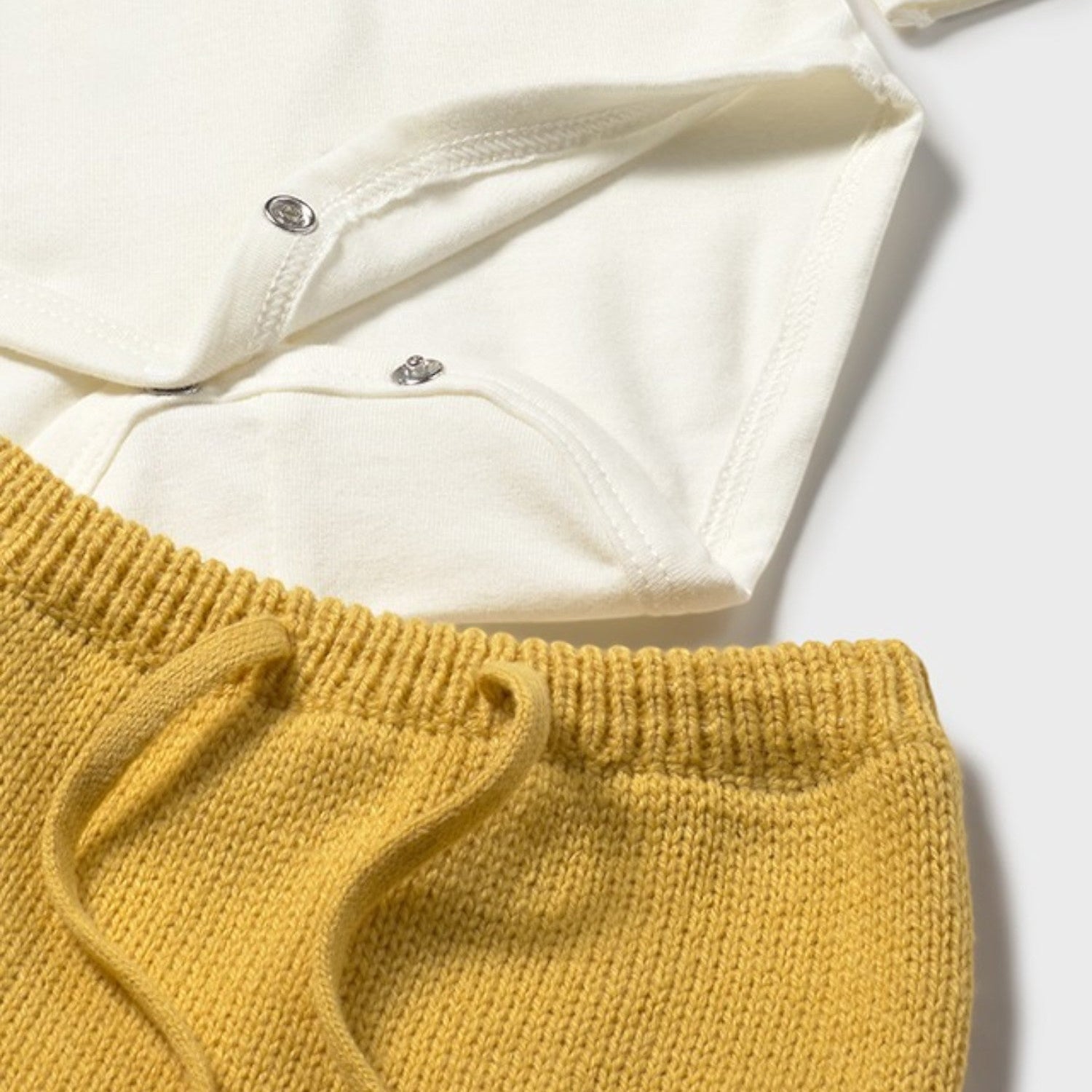 Completo nascita Neonato Giallo 2565/16