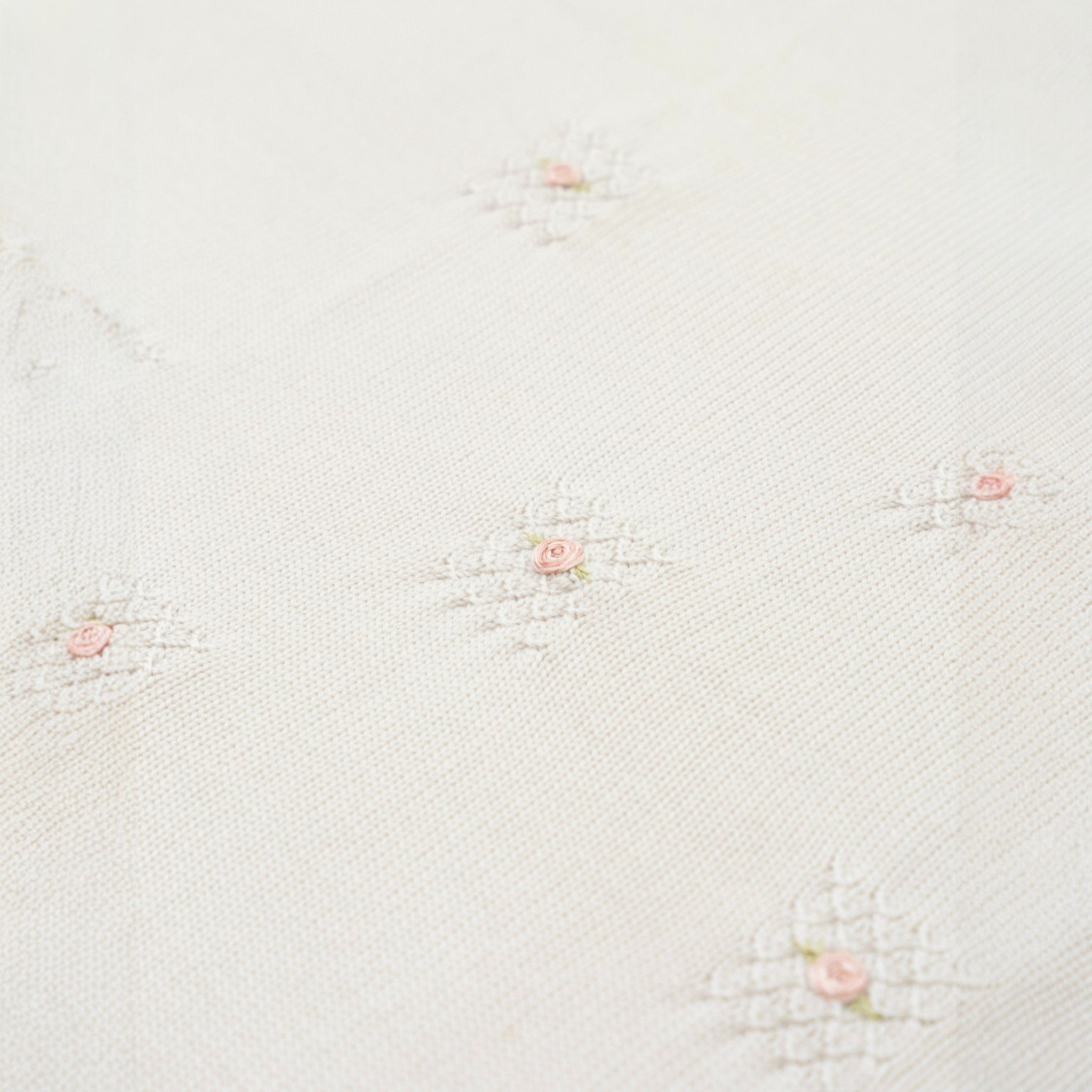 Pure Wool Blanket with Rococo Flower Embroidery ASIA - Piccola Giuggiola ASIA/CO