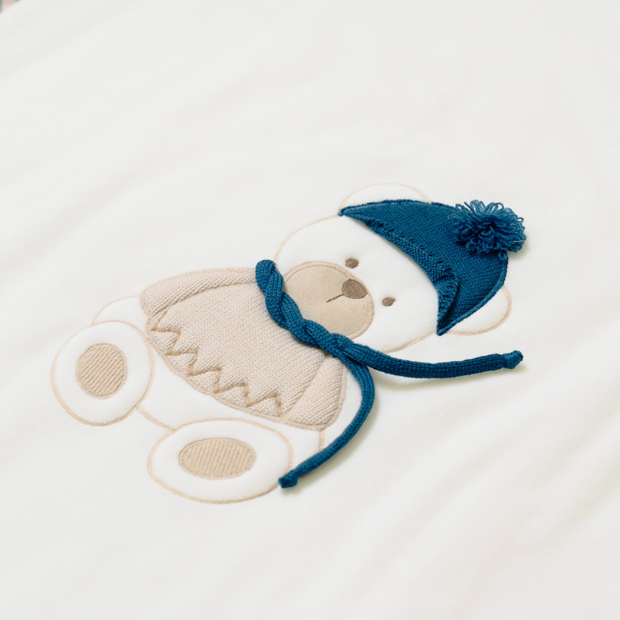 100% Vanilla Natural Bio Sapphire Chenille Baby Blanket IN6181/Z