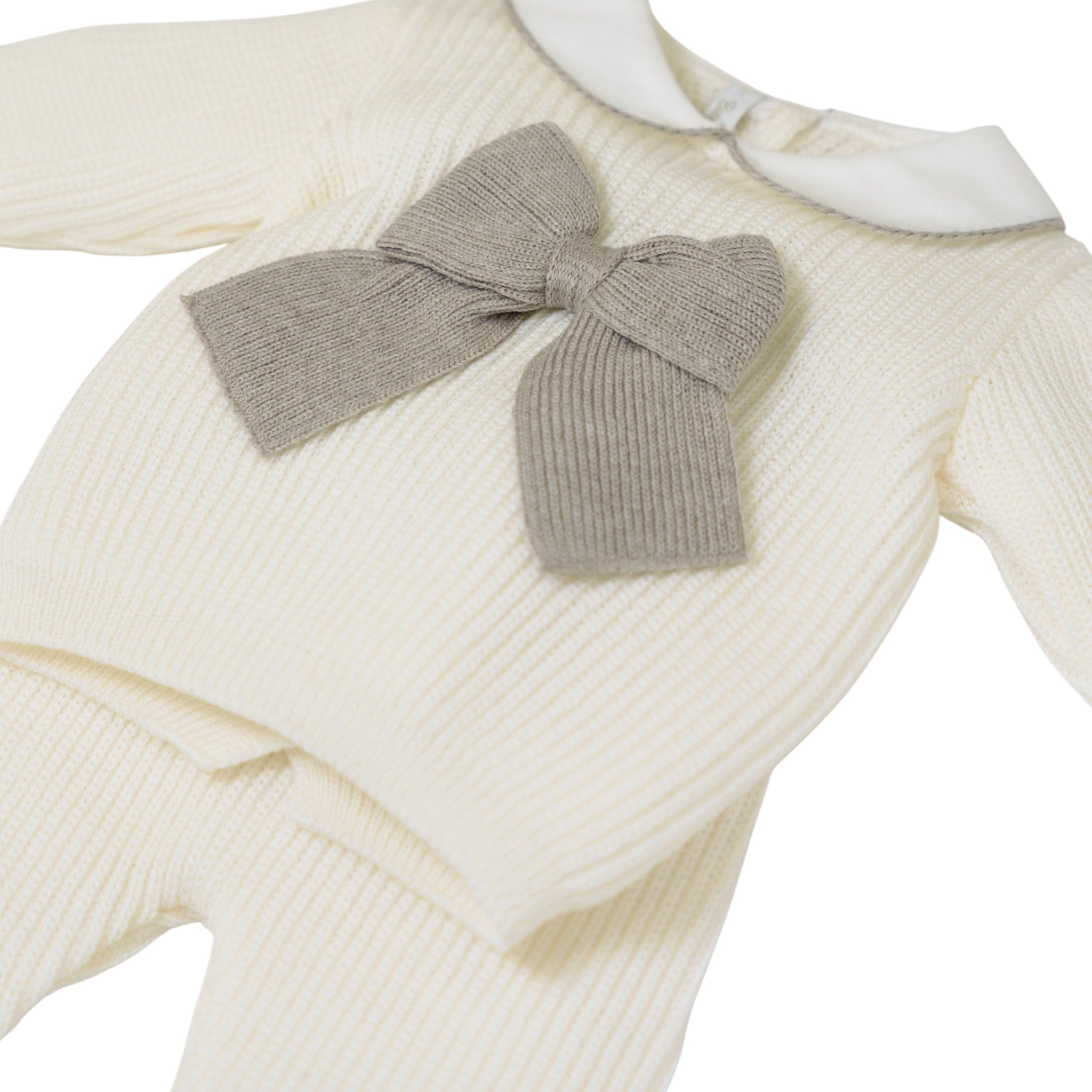 Baby girl's newborn outfit, cream color, Fiocchi brand, model PANNA FIOCCHI/466