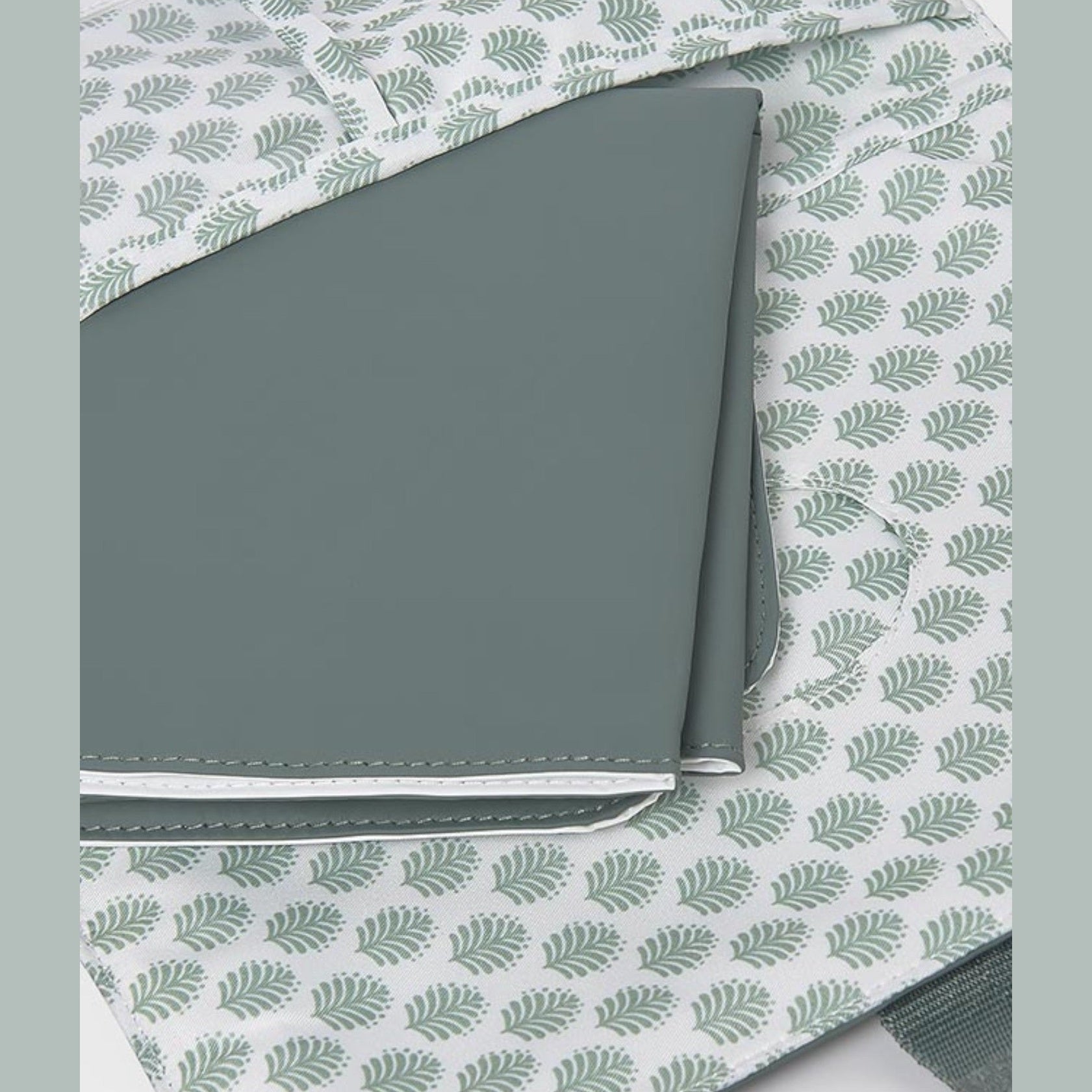 Necessaire  Verde 19975/70 -  NANU' BABY