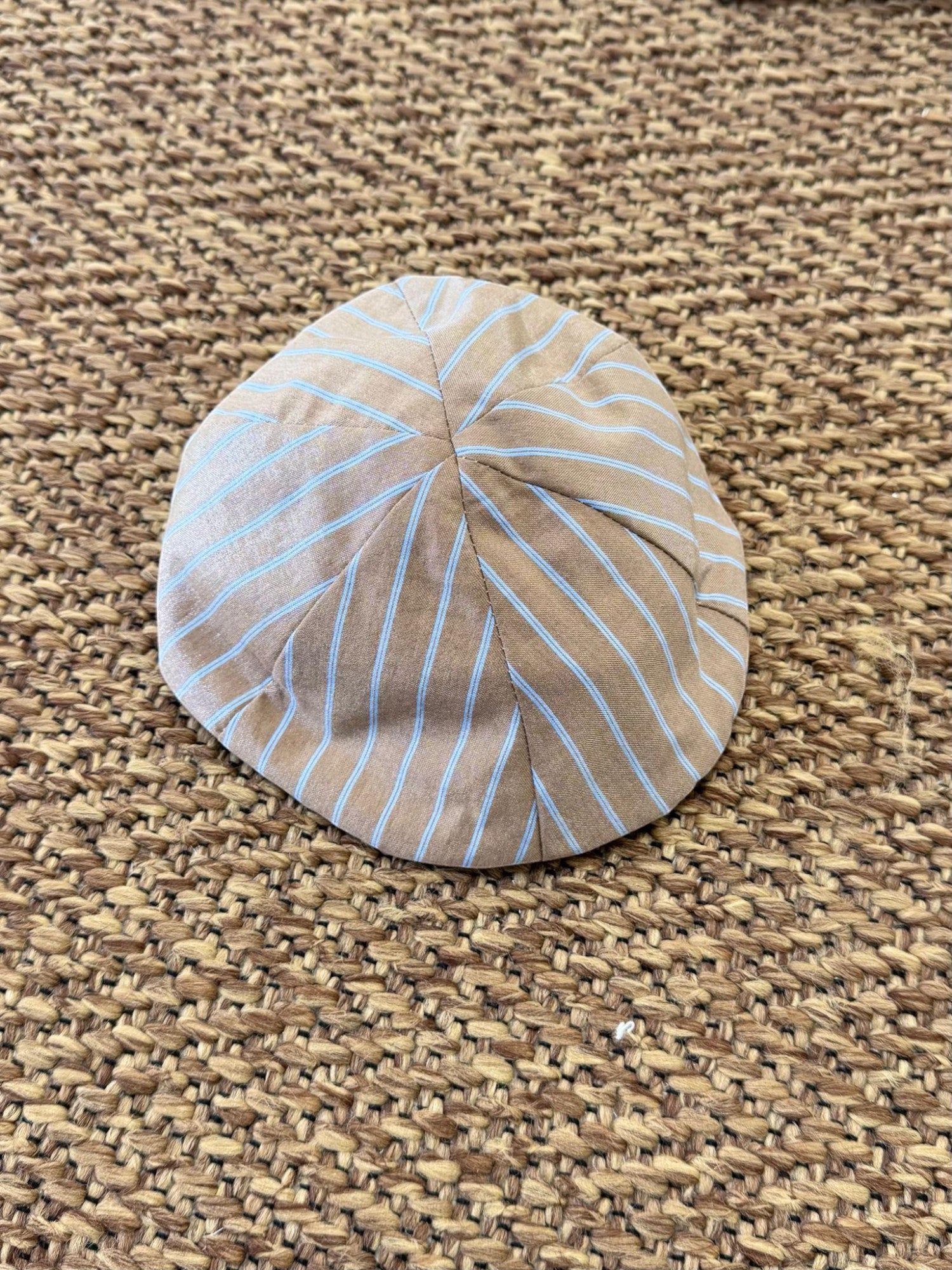 ECP02 - Cappello - BIENHBILLE'