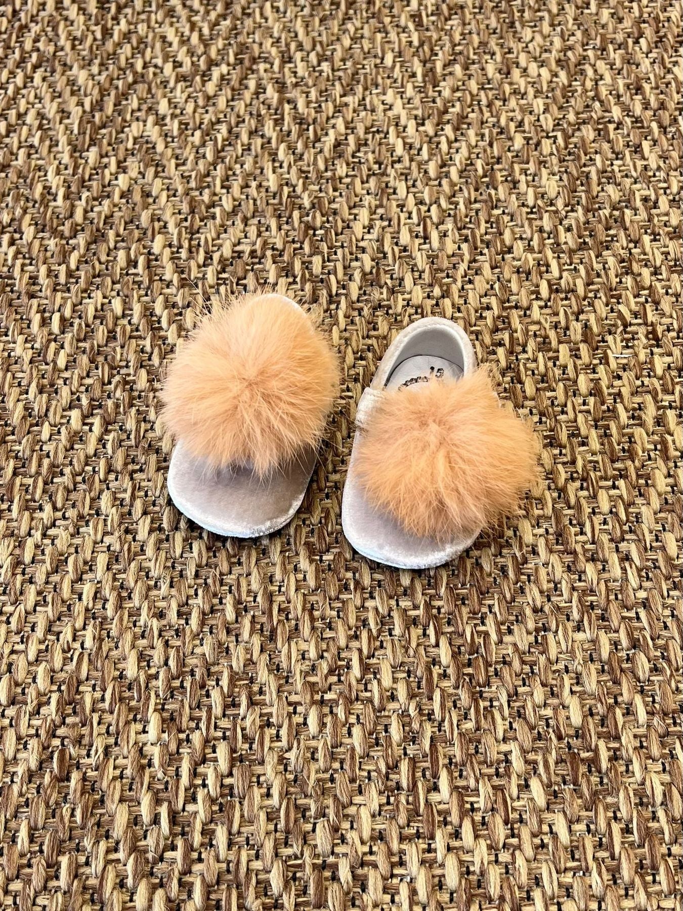 Pom pom ballerina girl TAUPE