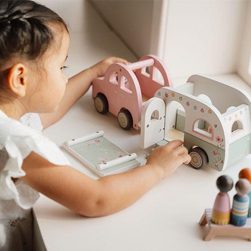 Macchina con caravan e personaggi FSC  Multicolore LD8022 -  NANU' BABY