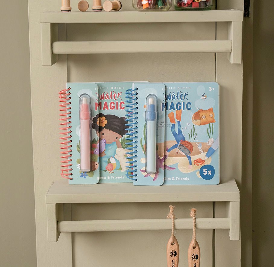 Libro magico da colorare con acqua  Rosa 125476