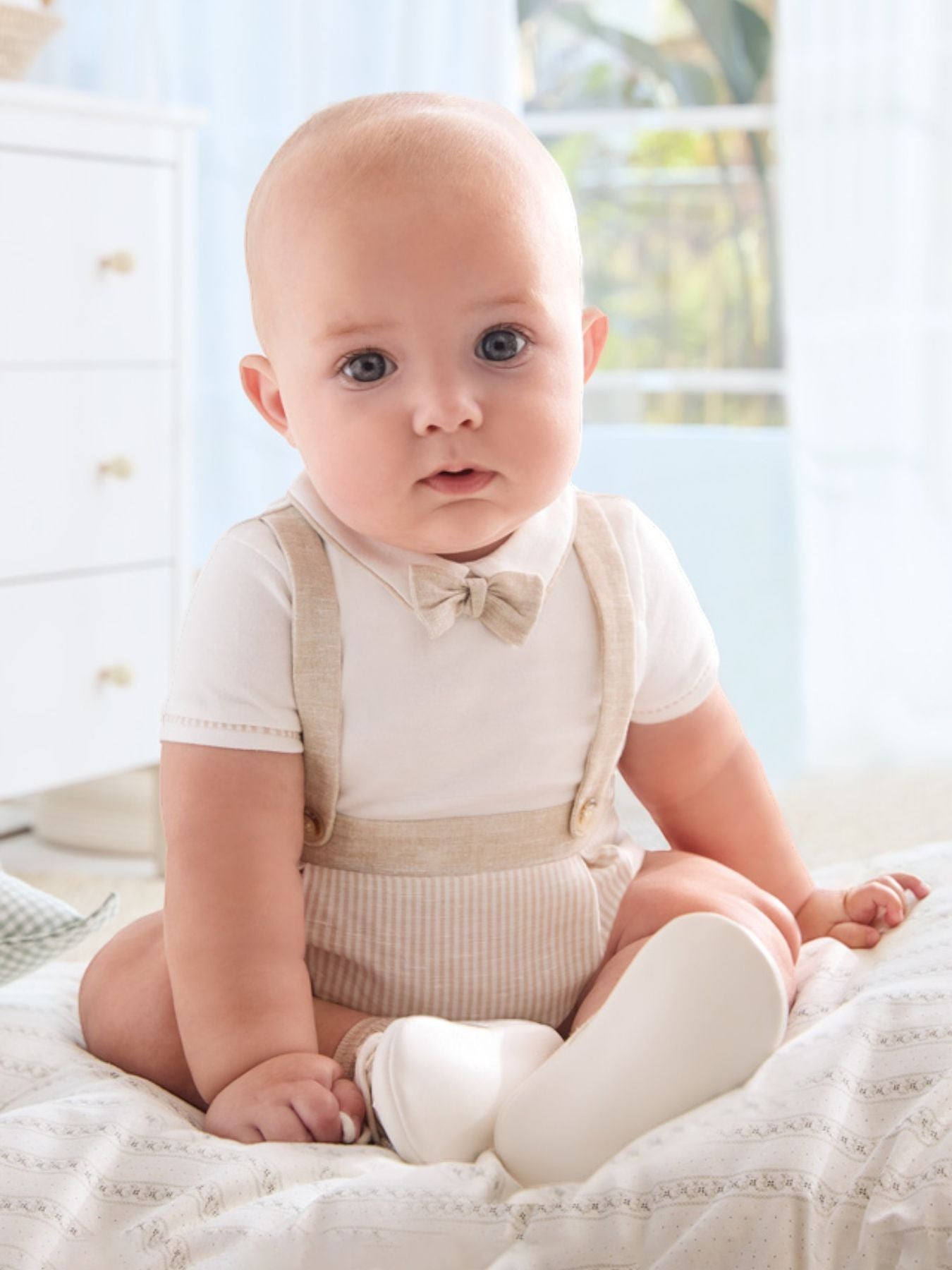 Tutina corta con bretelle Bimbo BEIGE 1636