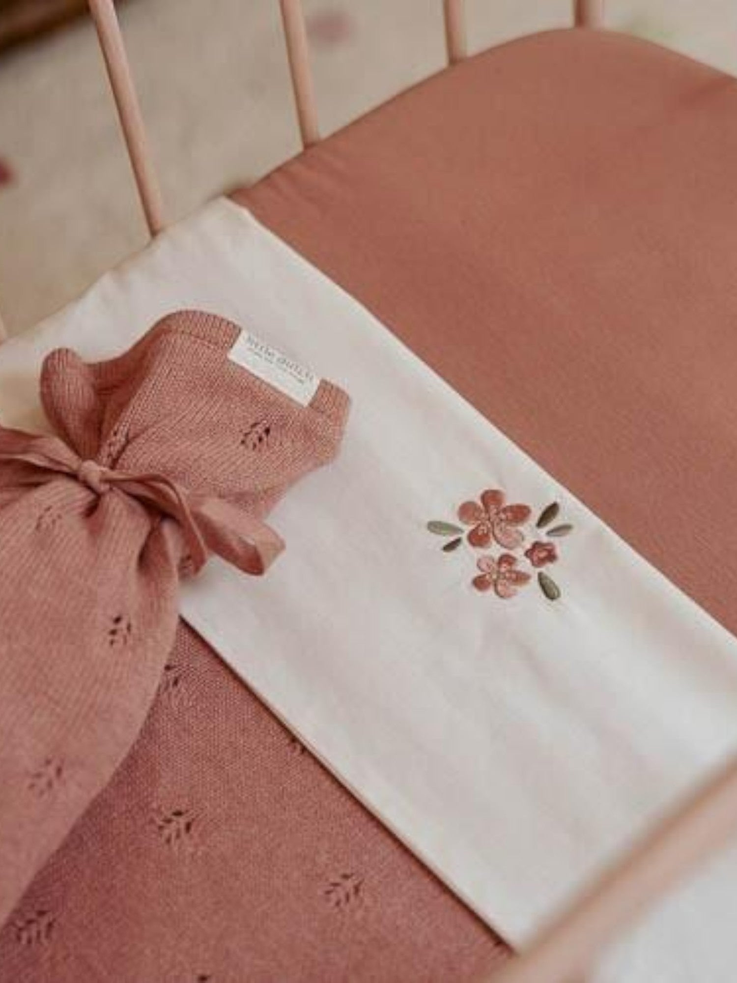 Coperta per culla lavorata a maglia  Rosa TE13454009 -  NANU' BABY