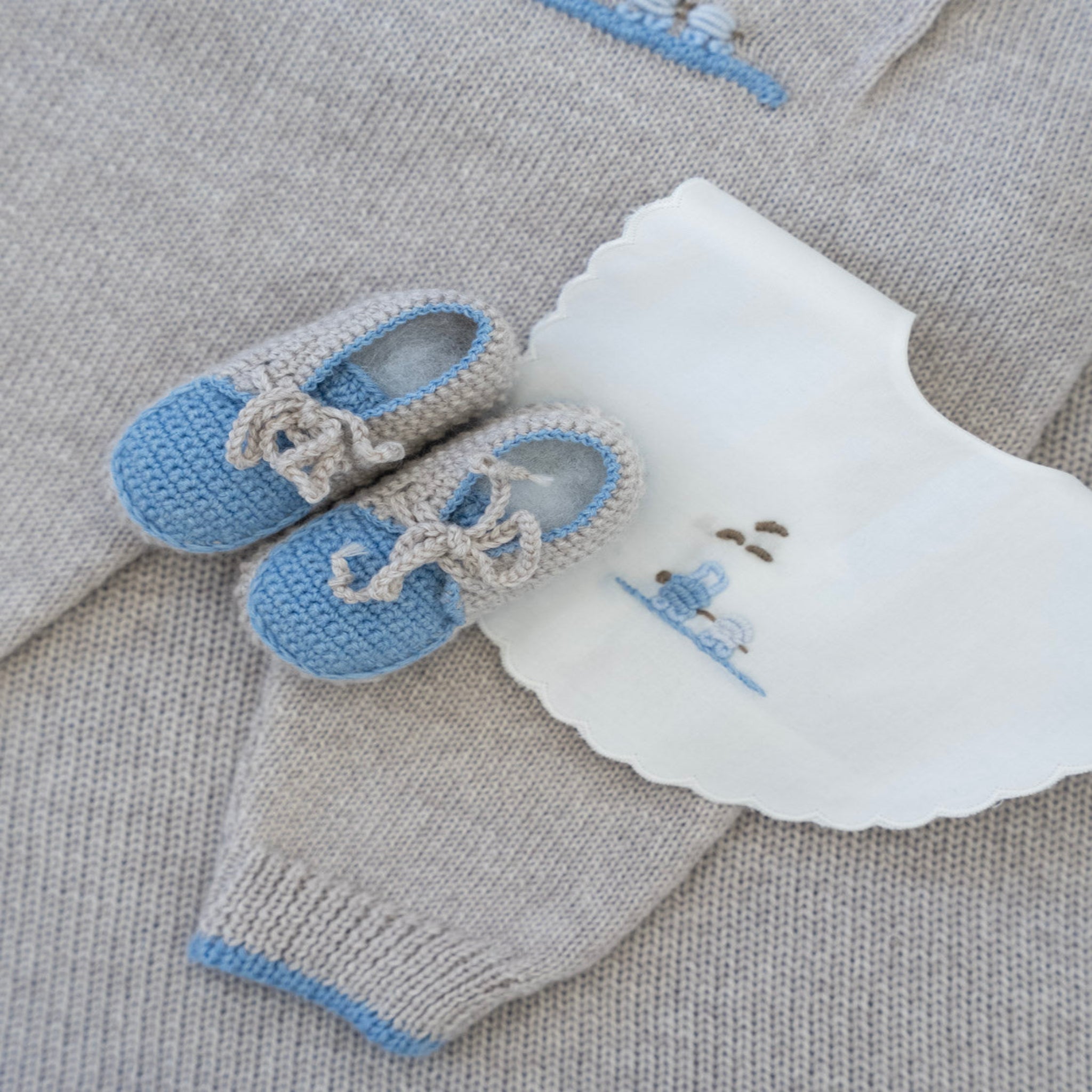 Baby Bib, Cotton, Train Embroidery, BENNY - Piccola Giuggiola BENNY/BAV