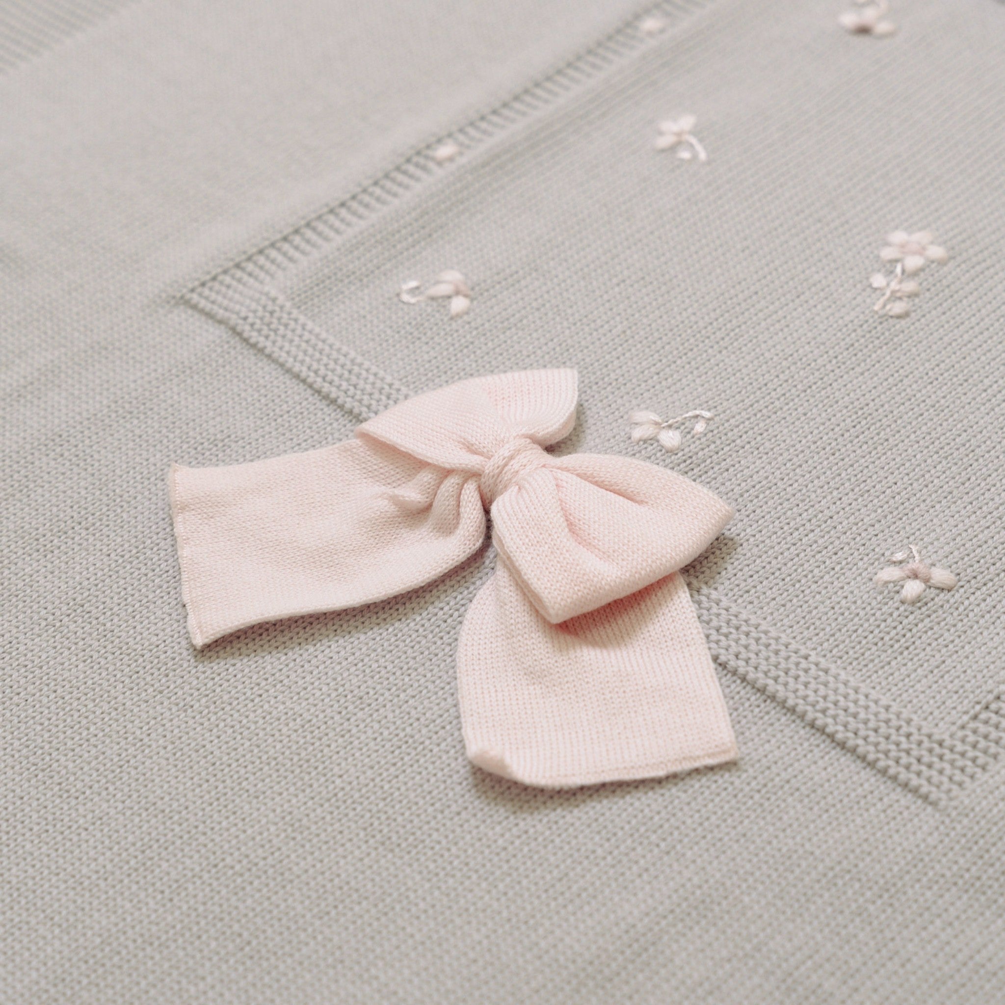Embroidered Flower Baby Blanket, Ivory Flowers 132/S