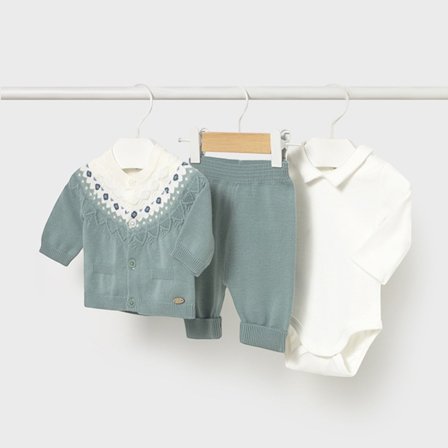 2570/29 - Completi e Pagliaccetti - MAYORAL