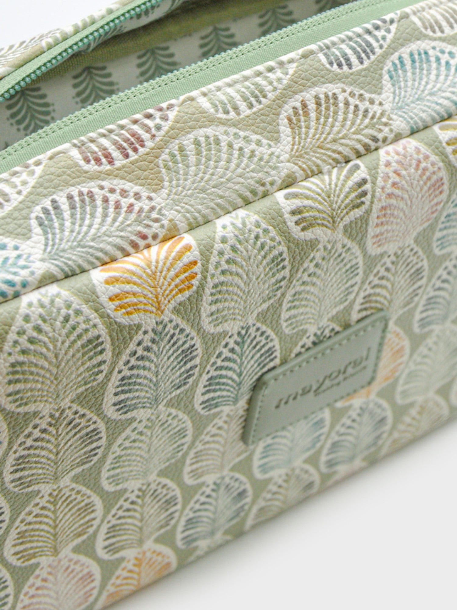 Green Necessaire 19976/59