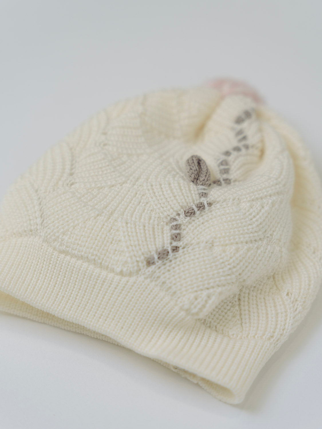 Cappellino neonato lana traforata con fiore rosa Neonata VANIGLIA IN2571 -  NANU' BABY
