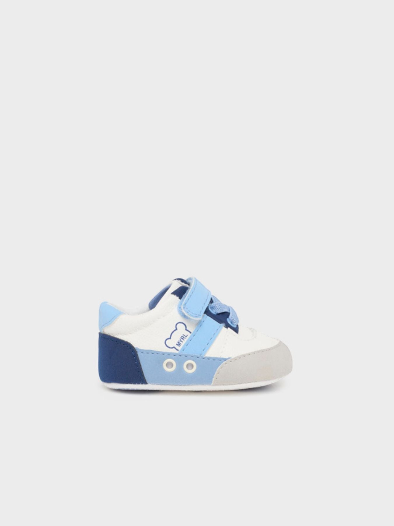 Sneakers - 9736